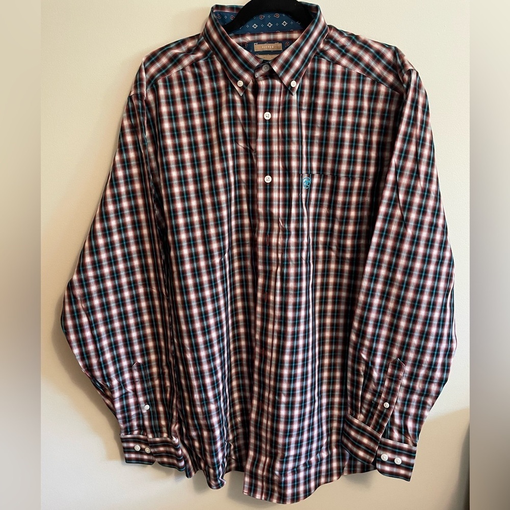 ARIAT- fitted long sleeve, wrinkle free, Gatlin shirt